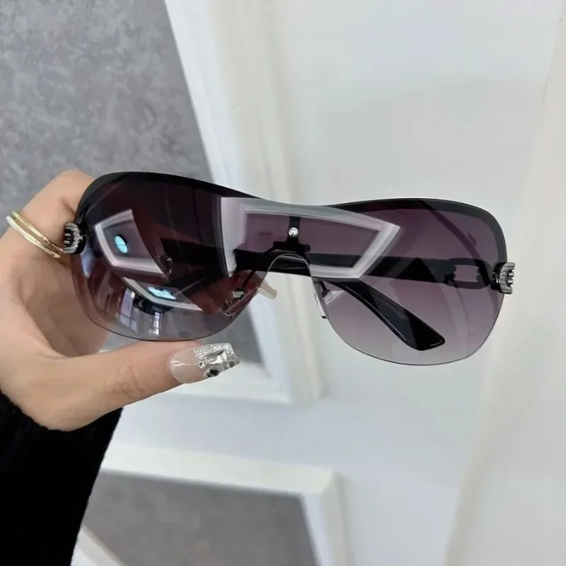 Kacamata Hitam Persegi Kasual  - Designer Sunglasses ulasan dan harga