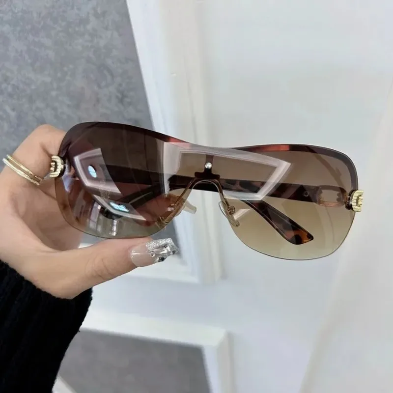 Kacamata Hitam Persegi Kasual  - Designer Sunglasses ulasan dan harga