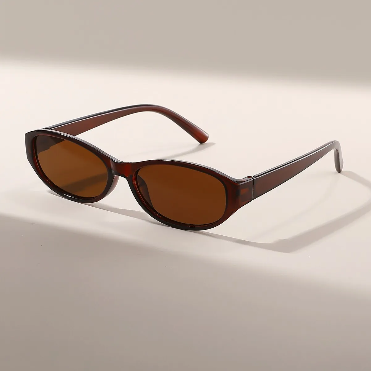 Kacamata Hitam Oval Bergaya Re - Designer Sunglasses ulasan dan harga